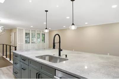 6086 S 1525 E, Murray, UT 84121 - Photo 9