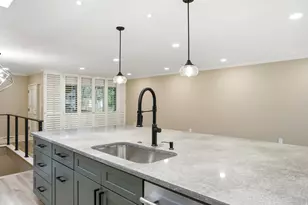 6086 S 1525 E, Murray, UT 84121 - Photo 9