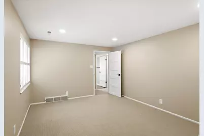 6086 S 1525 E, Murray, UT 84121 - Photo 41