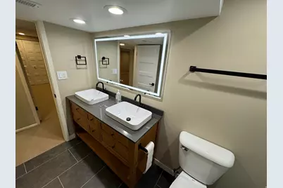 6086 S 1525 E, Murray, UT 84121 - Photo 9