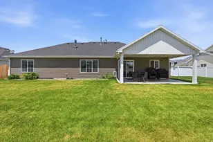 222 W 450 S, Hyde Park, UT 84318 - Photo 37