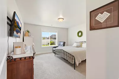 222 W 450 S, Hyde Park, UT 84318 - Photo 23