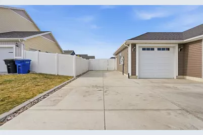 222 W 450 S, Hyde Park, UT 84318 - Photo 41