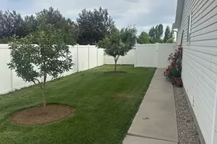 161 E 1080 S, Roosevelt, UT 84066 - Photo 3