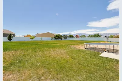 712 E Sunset View Rd S, Grantsville, UT 84029 - Photo 7