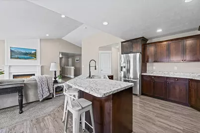 712 E Sunset View Rd S, Grantsville, UT 84029 - Photo 15