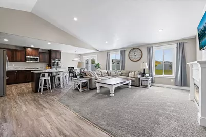 712 E Sunset View Rd S, Grantsville, UT 84029 - Photo 9