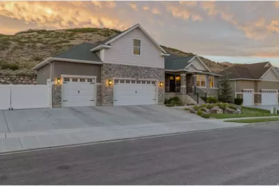 528 W Autumn Hills Blvd, Lehi, UT 84048 - Photo 3