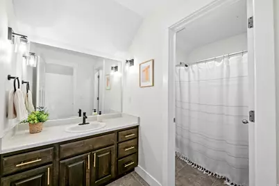 528 W Autumn Hills Blvd, Lehi, UT 84048 - Photo 39
