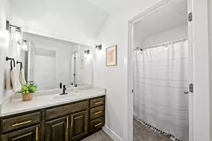 528 W Autumn Hills Blvd, Lehi, UT 84048 - Photo 39