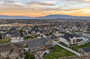528 W Autumn Hills Blvd, Lehi, UT 84048 - Photo 93