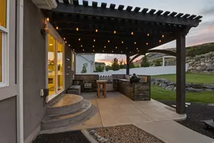 528 W Autumn Hills Blvd, Lehi, UT 84048 - Photo 59