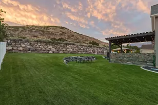 528 W Autumn Hills Blvd, Lehi, UT 84048 - Photo 107