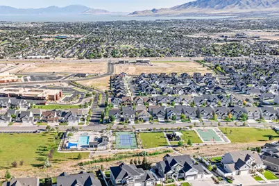 528 W Autumn Hills Blvd, Lehi, UT 84048 - Photo 75