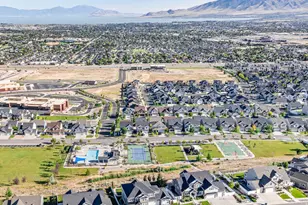 528 W Autumn Hills Blvd, Lehi, UT 84048 - Photo 75