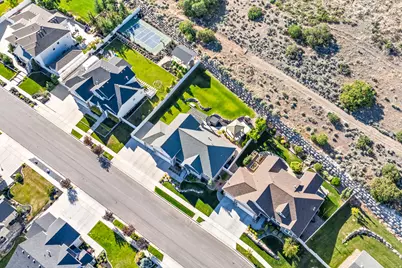 528 W Autumn Hills Blvd, Lehi, UT 84048 - Photo 59
