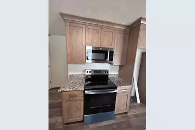 9789 S 285 E, Sandy, UT 84070 - Photo 23