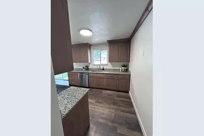 9789 S 285 E, Sandy, UT 84070 - Photo 21