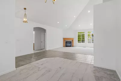 2084 Tuscany Way, Pleasant Grove, UT 84062 - Photo 11