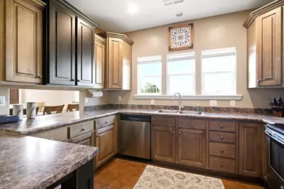 1174 E 800 N, Spanish Fork, UT 84660 - Photo 9