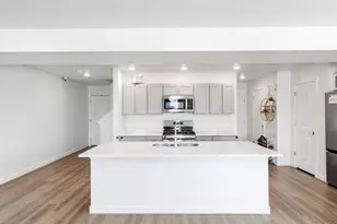 3537 N Finch Ln, Eagle Mountain, UT 84005 - Photo 9
