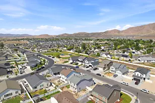 3537 N Finch Ln, Eagle Mountain, UT 84005 - Photo 33