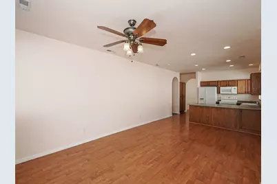 5924 W Oakshade Ln S, West Jordan, UT 84081 - Photo 9