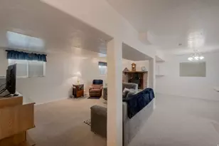 11072 S Windy Peak Ridge Dr E, Sandy, UT 84094 - Photo 23