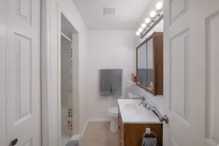 11072 S Windy Peak Ridge Dr E, Sandy, UT 84094 - Photo 17