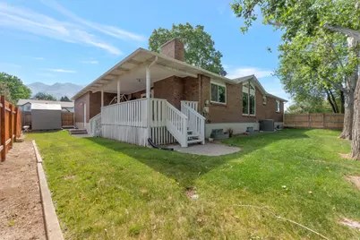 11072 S Windy Peak Ridge Dr E #32, Sandy, UT 84094 - Photo 3