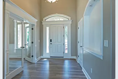 548 S Lofty Ln E, North Salt Lake, UT 84054 - Photo 11