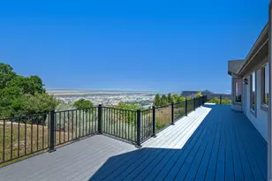548 S Lofty Ln E, North Salt Lake, UT 84054 - Photo 33