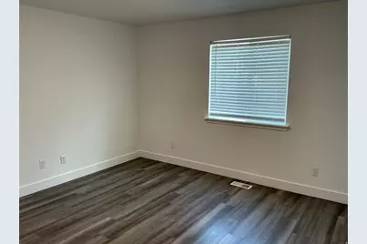 601 N Shay Ln W, Tooele, UT 84074 - Photo 3