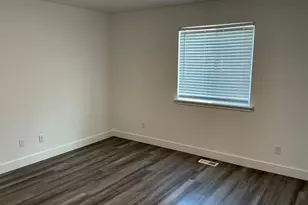 601 N Shay Ln W, Tooele, UT 84074 - Photo 3