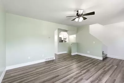 367 E 525 S, Clearfield, UT 84015 - Photo 7