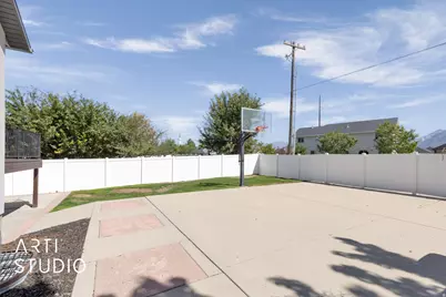 704 W Vahe St, Draper, UT 84020 - Photo 35