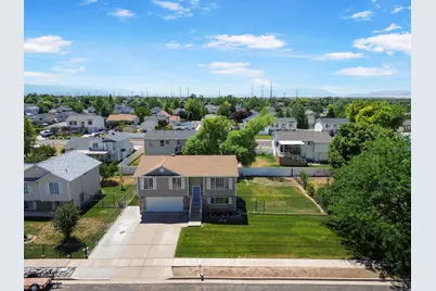 311 W 1850 S, Clearfield, UT 84015 - Photo 27