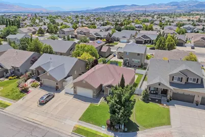 4607 W Marlin Ct, Herriman, UT 84096 - Photo 35