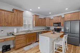 4607 W Marlin Ct, Herriman, UT 84096 - Photo 17