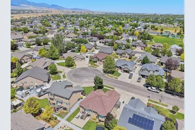 4607 W Marlin Ct, Herriman, UT 84096 - Photo 37
