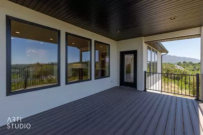 1295 Sunset Ct, Ogden, UT 84403 - Photo 5