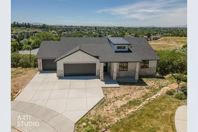 1295 Sunset Ct, Ogden, UT 84403 - Photo 1