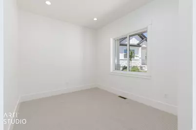 1295 Sunset Ct, Ogden, UT 84403 - Photo 15
