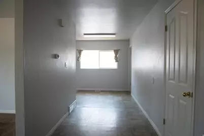 77 E 200 N, North Salt Lake, UT 84054 - Photo 35