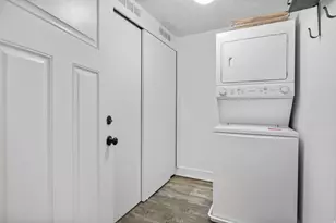1027 E Serpentine Way, White City, UT 84094 - Photo 27