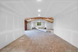 1027 E Serpentine Way, White City, UT 84094 - Photo 9