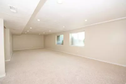 1608 N St Andrews Dr W, Farmington, UT 84025 - Photo 39