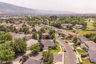 1608 N St Andrews Dr W, Farmington, UT 84025 - Photo 3