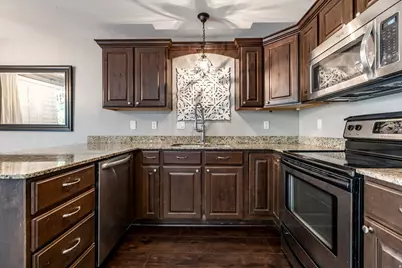 2064 S Orchard Dr E, Bountiful, UT 84010 - Photo 7