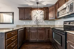 2064 S Orchard Dr E, Bountiful, UT 84010 - Photo 7